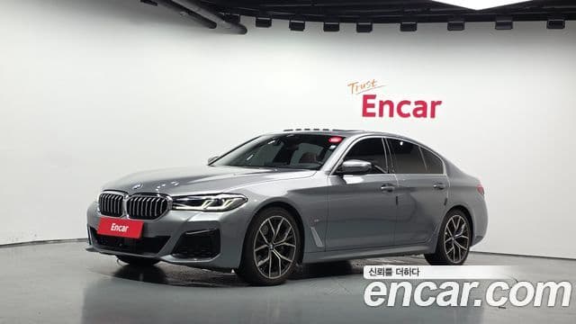 BMW 5 Series 2023 — Şəkil 1/20