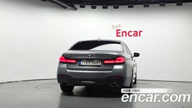 BMW 5 Series 2023 — Şəkil 4/20