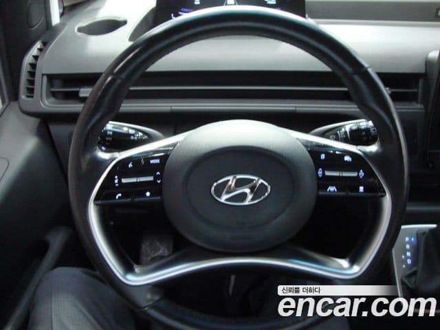 Hyundai Staria 2021 — фото 4 из 20
