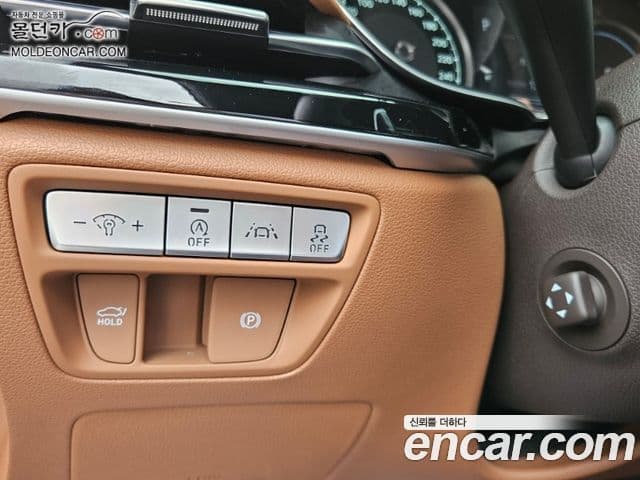 Genesis Electrified G80 2021 — фото 10 из 18