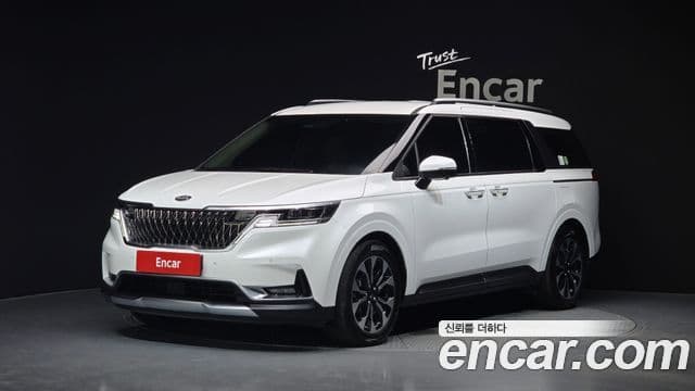 Kia Carnival 2021 — Фото 1/20