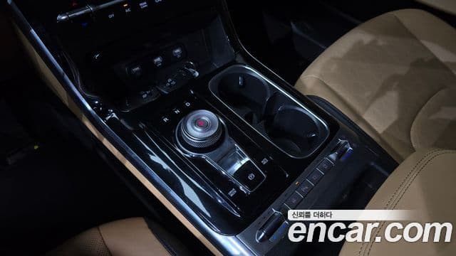 Kia Carnival 2021 — Фото 9/20