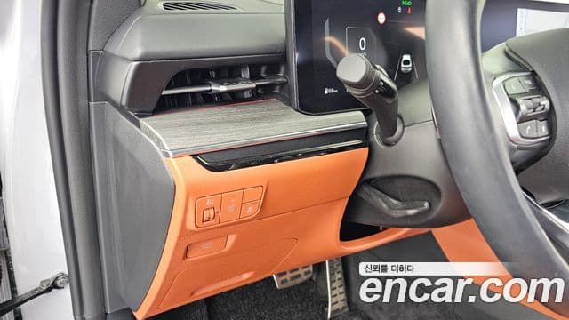 Kia K5 2025 — Photo 17/34