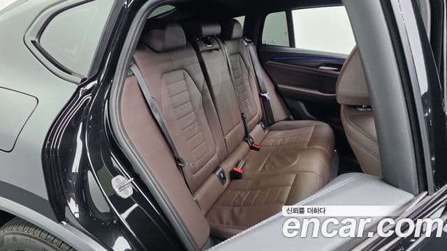 BMW X4 2021 — ფოტო 11/20