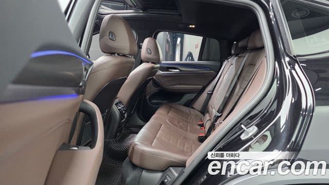 BMW X4 2021 — ფოტო 12/20