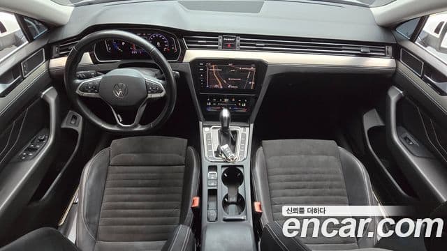 Volkswagen Passat GT 2021 — ფოტო 7/20