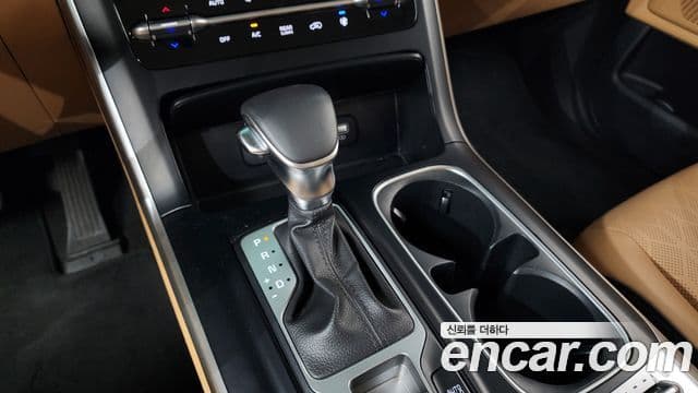 Kia Carnival 2023 — Фото 9/20