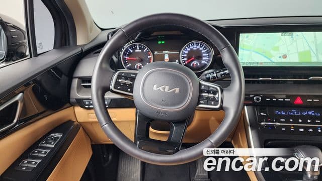 Kia Carnival 2023 — Фото 14/20