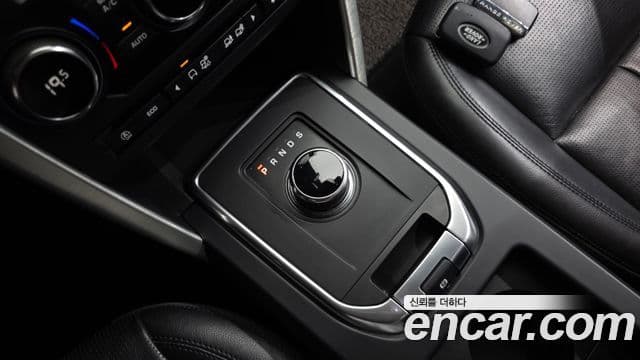 Land Rover Discovery Sport 2018 — Şəkil 9/20