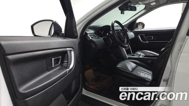 Land Rover Discovery Sport 2018 — Şəkil 10/20