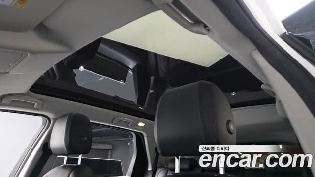 Land Rover Discovery Sport 2018 — фото 15 из 20