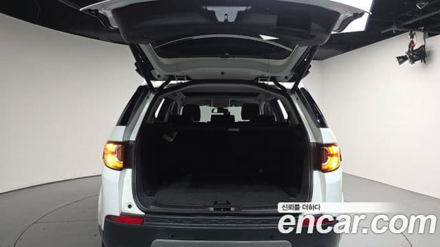 Land Rover Discovery Sport 2018 — Şəkil 20/20