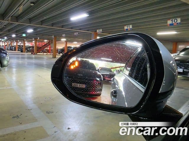 Kia K5 2023 — Şəkil 8/14