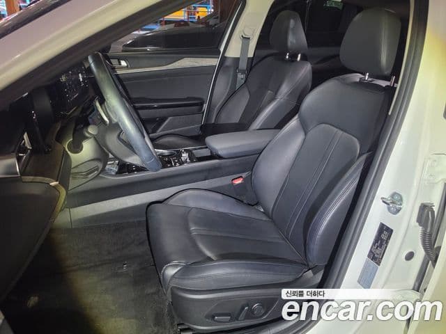 Kia K5 2023 — Şəkil 13/14