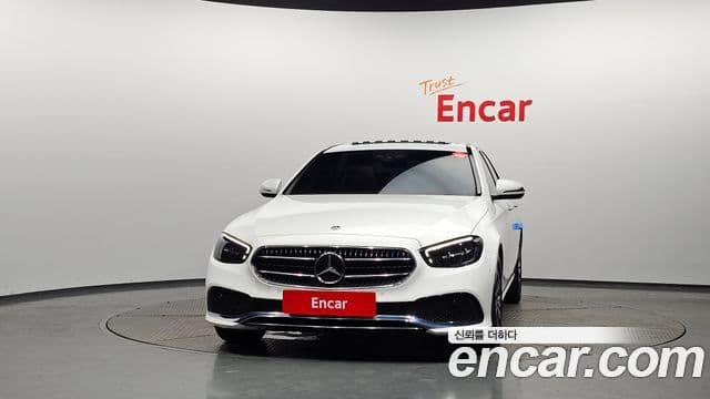 Mercedes-Benz E-Class 2020 — ფოტო 3/20