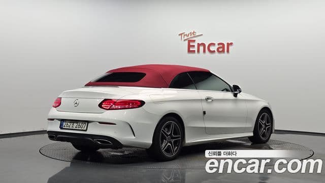 Mercedes-Benz C-Class 2021 — ფოტო 4/20