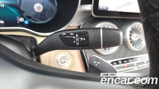 Mercedes-Benz C-Class 2021 — ფოტო 8/20