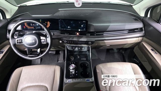 Kia Carnival 2024 — ფოტო 7/20