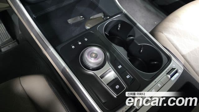 Kia Carnival 2024 — ფოტო 9/20