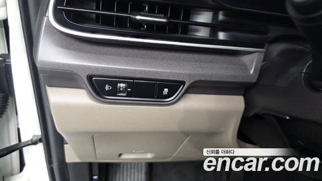 Kia Carnival 2024 — ფოტო 20/20