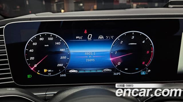 Mercedes-Benz GLE-Class 2024 — Фото 8/20