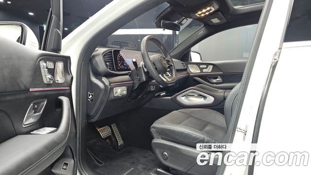 Mercedes-Benz GLE-Class 2024 — Фото 10/20