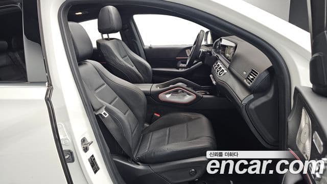 Mercedes-Benz GLE-Class 2024 — Photo 20/35