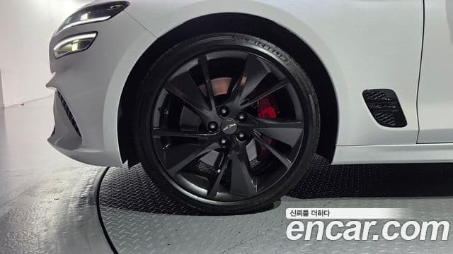 Genesis G70 2021 — ფოტო 5/20