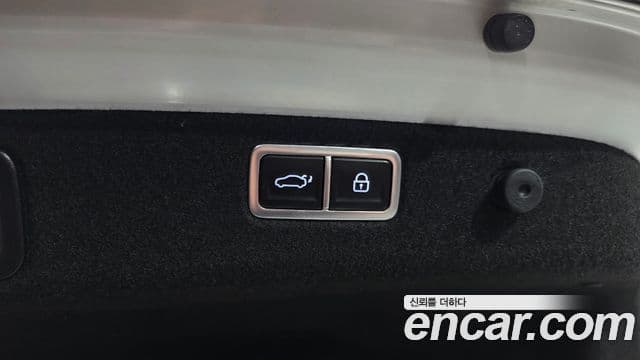 Genesis G70 2021 — ფოტო 20/20