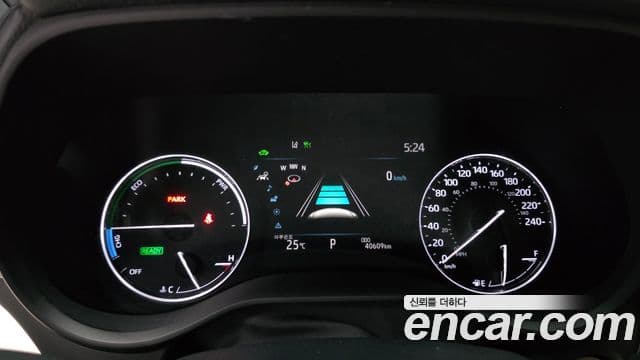 Toyota Sienna 2023 — Photo 3/20