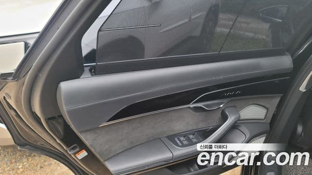 Audi A8 2020 — Şəkil 13/15