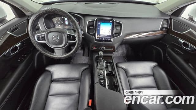 Volvo XC90 2018 — Photo 7/20