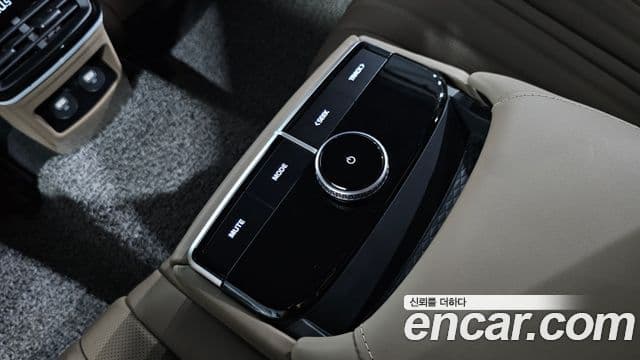 Kia K8 2021 — ფოტო 19/20