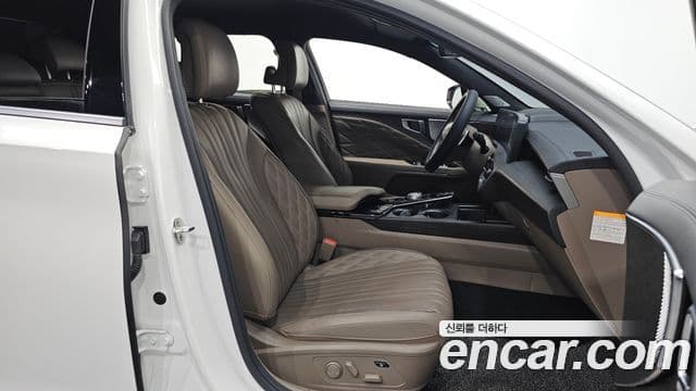 Kia K8 2021 — Photo 23/38