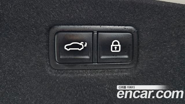 Kia K8 2021 — Photo 9/38