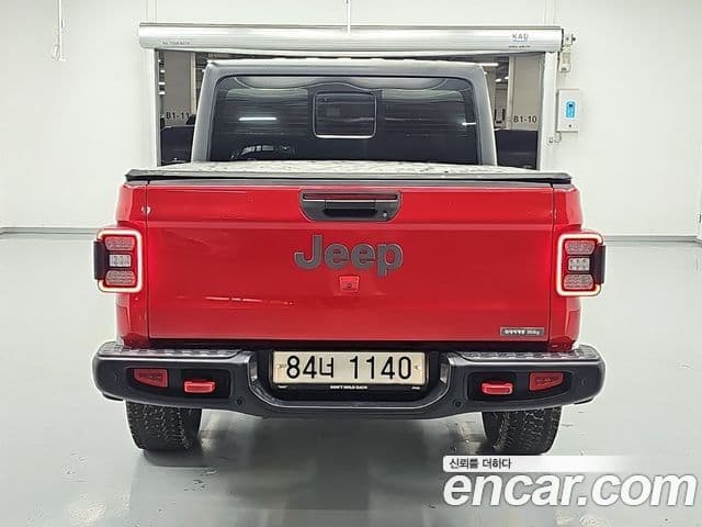 Jeep Gladiator 2021 — Şəkil 2/18
