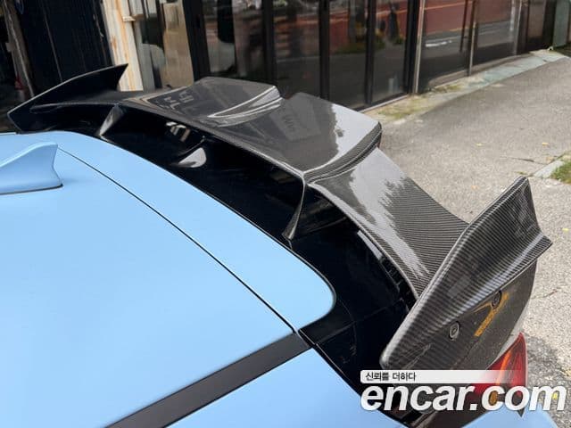 Hyundai Veloster 2021 — ფოტო 17/20
