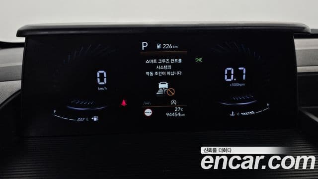 Hyundai Staria 2021 — Фото 8/20