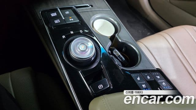 Kia K8 2022 — Şəkil 8/20