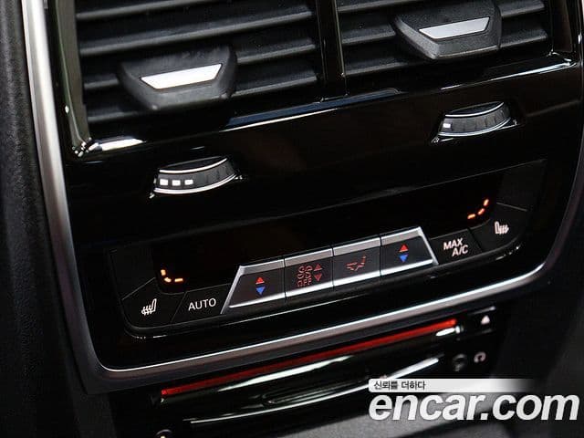 BMW X7 2019 — ფოტო 11/20