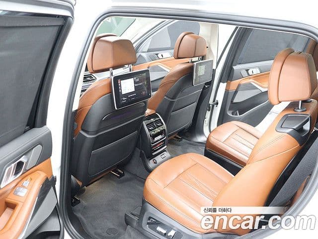 BMW X7 2019 — фото 14 из 20