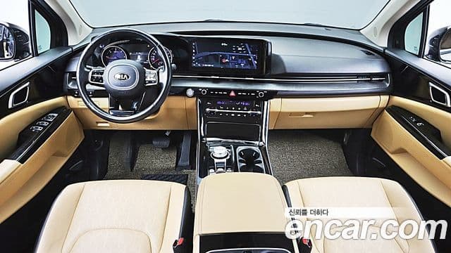 Kia Carnival 2021 — Фото 9/20