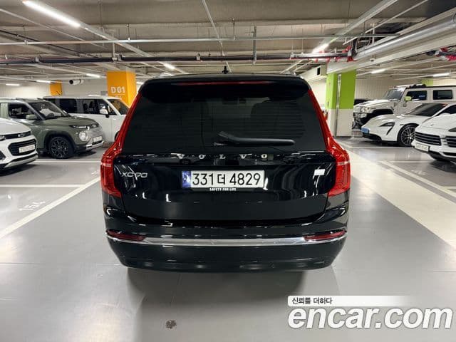 Volvo XC90 2024 — Photo 2/20