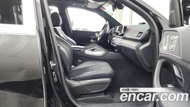 Mercedes-Benz GLS-Class 2021 — фото 10 из 20
