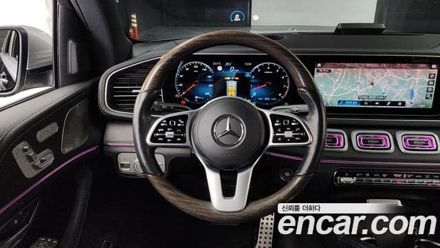 Mercedes-Benz GLS-Class 2021 — фото 12 из 20