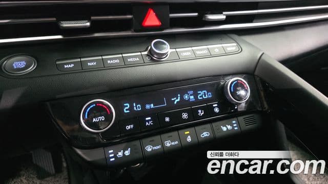 Hyundai Avante 2023 — Фото 17/20