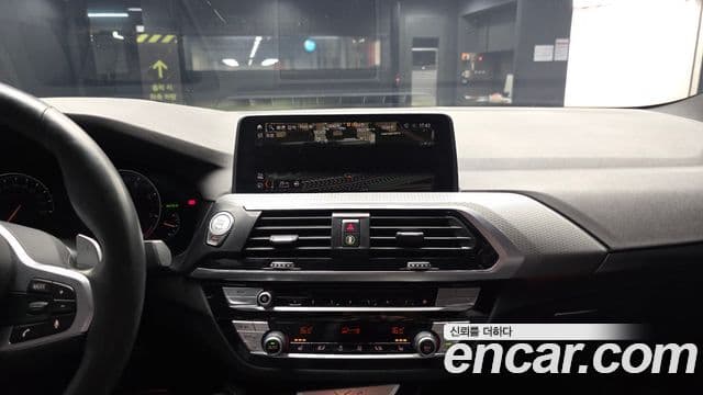 BMW X4 2019 — Şəkil 13/20