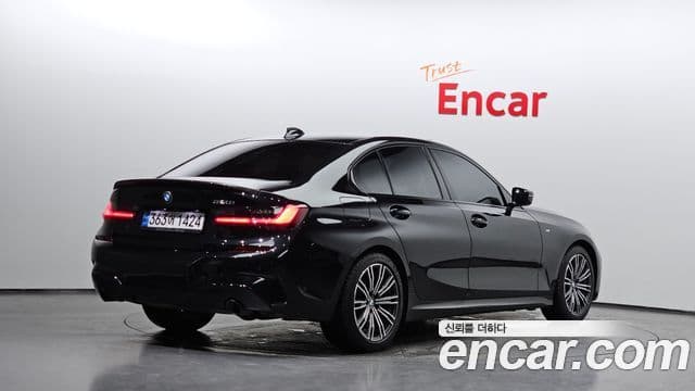 BMW 3 Series 2022 — фото 2 из 20
