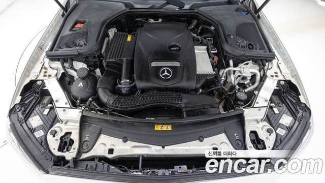 Mercedes-Benz E-Class 2023 — Şəkil 5/20