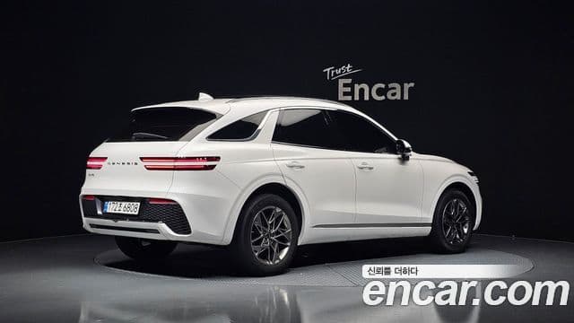 Genesis GV70 2021 — Şəkil 1/20